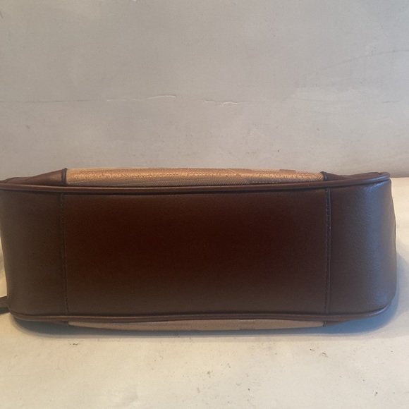 Etienne Aigner brown tan 90’s Y2K east west shoulder bag silver tone hardware - Picture 15 of 16